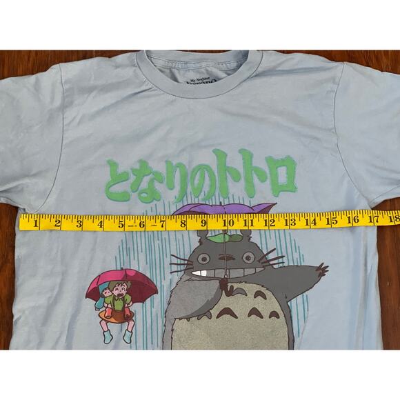 My Neighbor Totoro T-Shirt - Raining Umbrella Pose Under Kanji Size Small - Picture 4 of 6